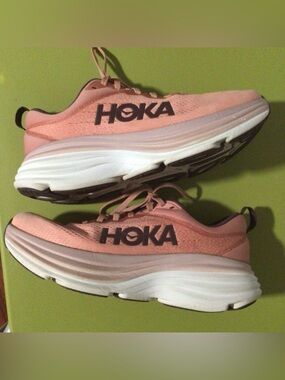 Hoka Bondi 8 Women's Pink Athletic Running Shoes with Bold Logo